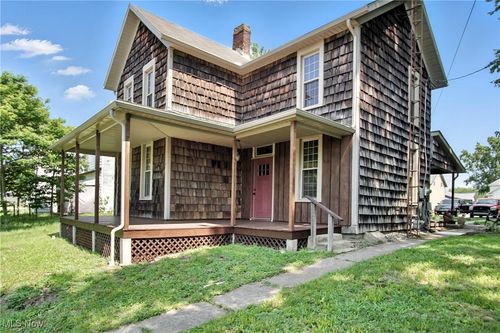 237 Water St, Duncan Falls, OH, 43734-9732 | Card Image