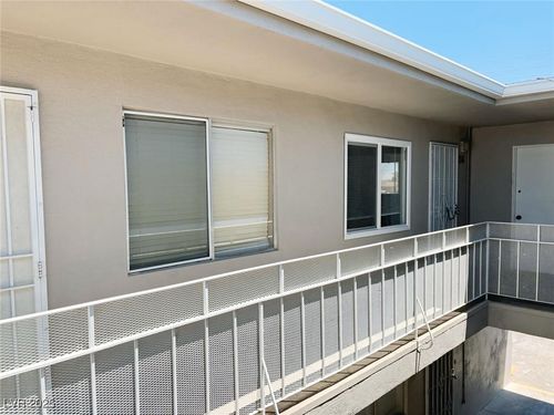 apt-36-212 Orland St, Las Vegas, NV, 89107-1655 | Card Image