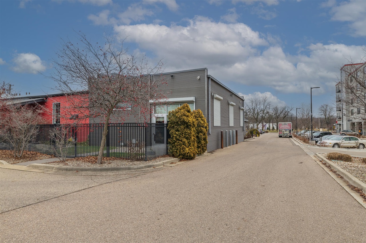 North St, Kalamazoo, MI 49007 #1