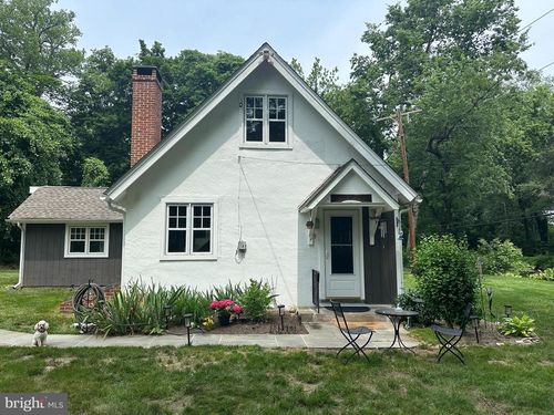 2598 River Rd, NEW HOPE, PA, 18938-9521 | Card Image