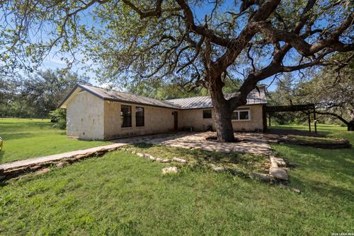 175 Quail Crk, Lytle, TX, 78052 | Card Image