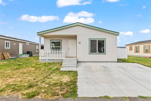 unit-17-2802 S 5th Ave, Union Gap, WA, 98903-1478 | Card Image