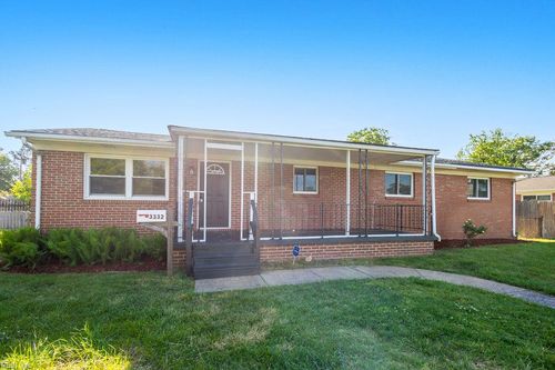3332 Ridgefield Court, Norfolk, VA, 23518 | Card Image
