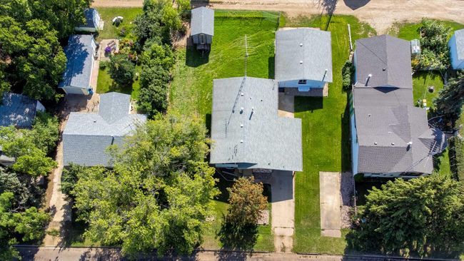 212 Macrae St, House other with 3 bedrooms, 2 bathrooms and 7 parking in Bawlf AB | Image 15