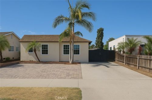 7791 Melrose St, Buena Park, CA, 90621-3424 | Card Image