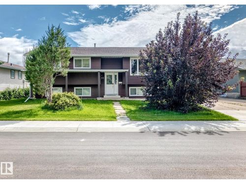 31 Hughes Rd Nw, Edmonton, AB, T5A4E1 | Card Image