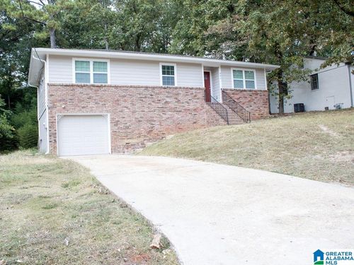 201 Redstone Way, BIRMINGHAM, AL, 35215-7123 | Card Image