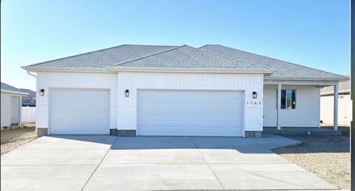 1270 Primrose Lane, Elko, NV, 89801 | Card Image