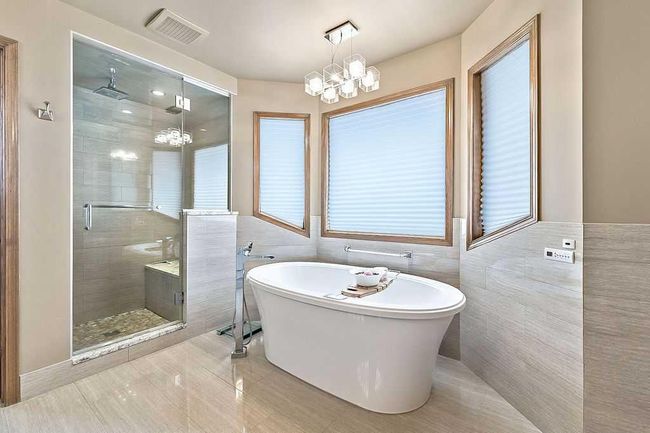 12940 Candle Crescent Sw, Home with 4 bedrooms, 4 bathrooms and 6 parking in Calgary AB | Image 24