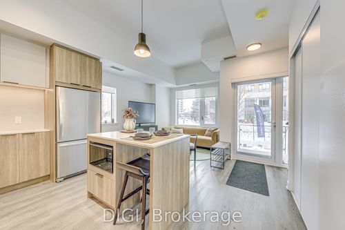 th1-185 Enfield Pl, Mississauga, ON, L5B3Y7 | Card Image