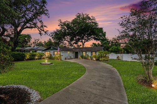 8115 N Ola Ave, TAMPA, FL, 33604-2923 | Card Image