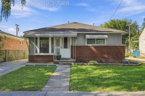 3974 Mayfair St, Dearborn Heights, MI, 48125-3040 | Card Image
