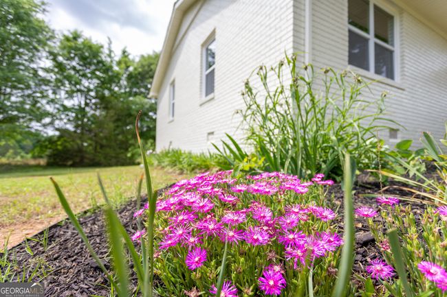 1073 We King Rd, House other with 3 bedrooms, 3 bathrooms and 3 parking in Commerce GA | Image 66