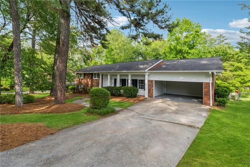 4616 Greensprings Rd, Atlanta, GA, 30337-5428 | Card Image