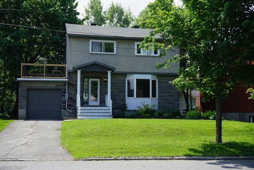 306 Clare Street, Westboro - Hampton Park, ON, K1Z7E6 | Card Image