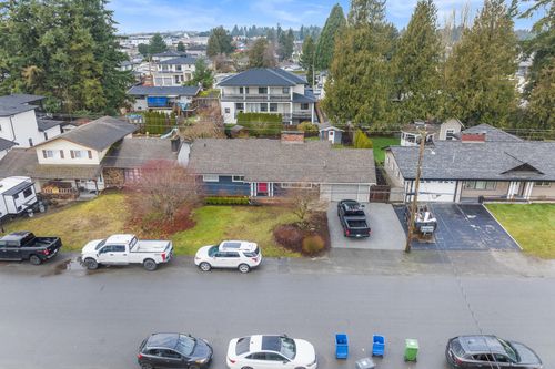 2121 Meadows St, Abbotsford, BC, V2T3A5 | Card Image