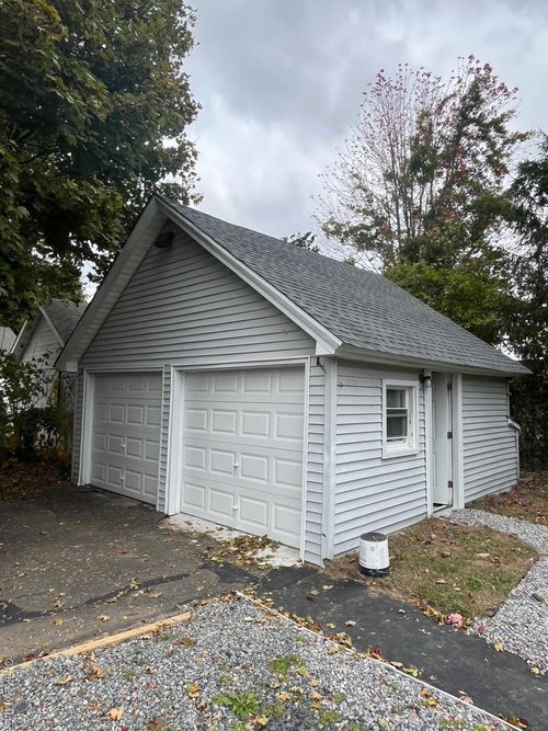 201 Hallock Ave, Port Jefferson Station, NY, 11776-1222 | Card Image