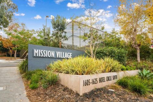 d306-1615 Hotel Circle Ct, San Diego, CA, 92108-3411 | Card Image