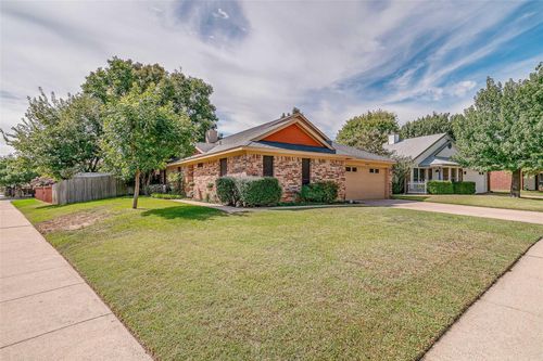1440 Thistlewood Ln, Grapevine, TX, 76051-4982 | Card Image