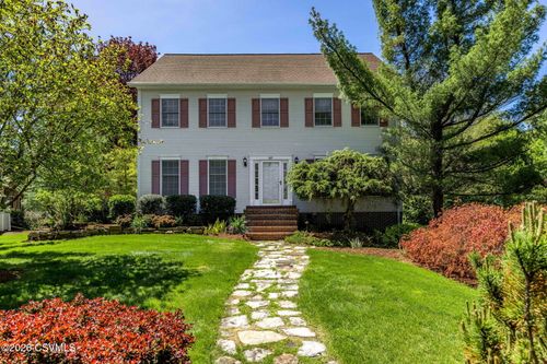 107 Beth Ellen Dr, Lewisburg, PA, 17837-7087 | Card Image