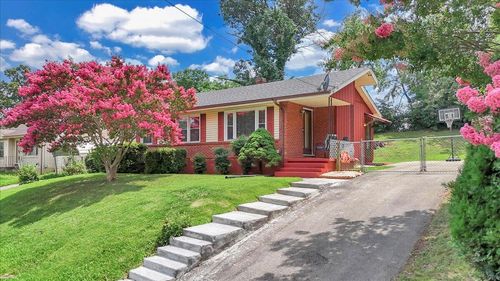224 Cherryhill Rd Nw, Roanoke, VA, 24017-5014 | Card Image