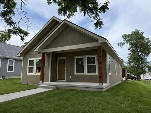 314 W 4th St, Cameron, MO, 64429-1615 | Card Image