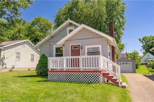 3102 25th St Se, Canton, OH, 44707-2022 | Card Image
