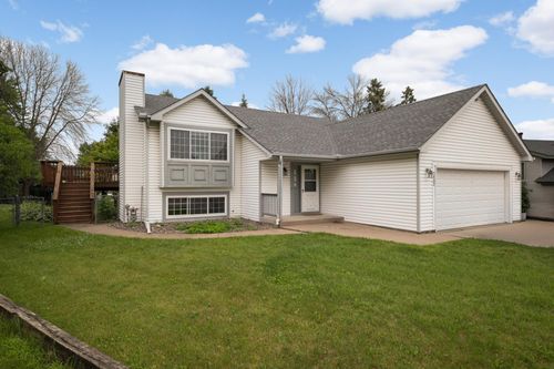 2432 Henslow Ct N, Oakdale, MN, 55128-5016 | Card Image