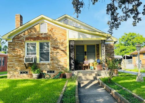 1569 Elliott St, Houston, TX, 77023-3605 | Card Image