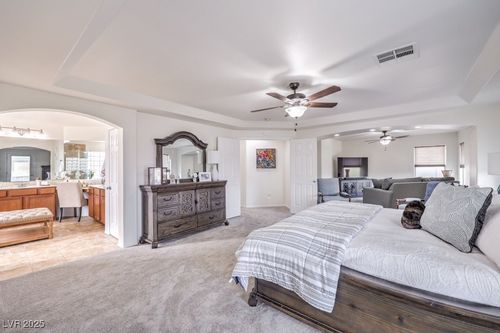 1184 Evergreen Cove St, Henderson, NV, 89011-0880 | Card Image