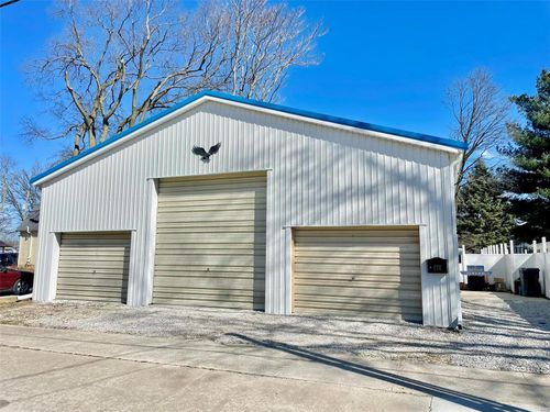 620 N Chestnut St, Litchfield, IL, 62056-1611 | Card Image