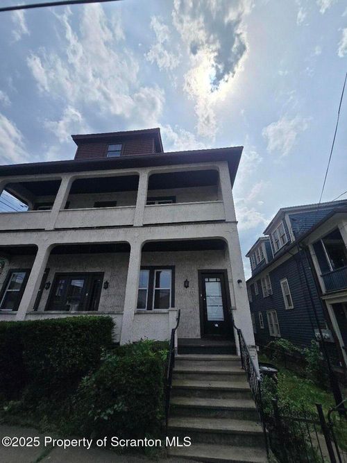 apt-2-536 Fig St, Scranton, PA, 18505-1791 | Card Image