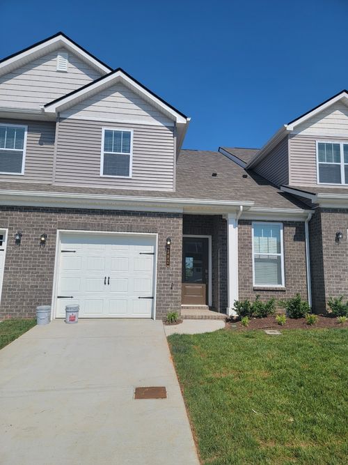 382 Casper Dr, Spring Hill, TN, 37174-6901 | Card Image