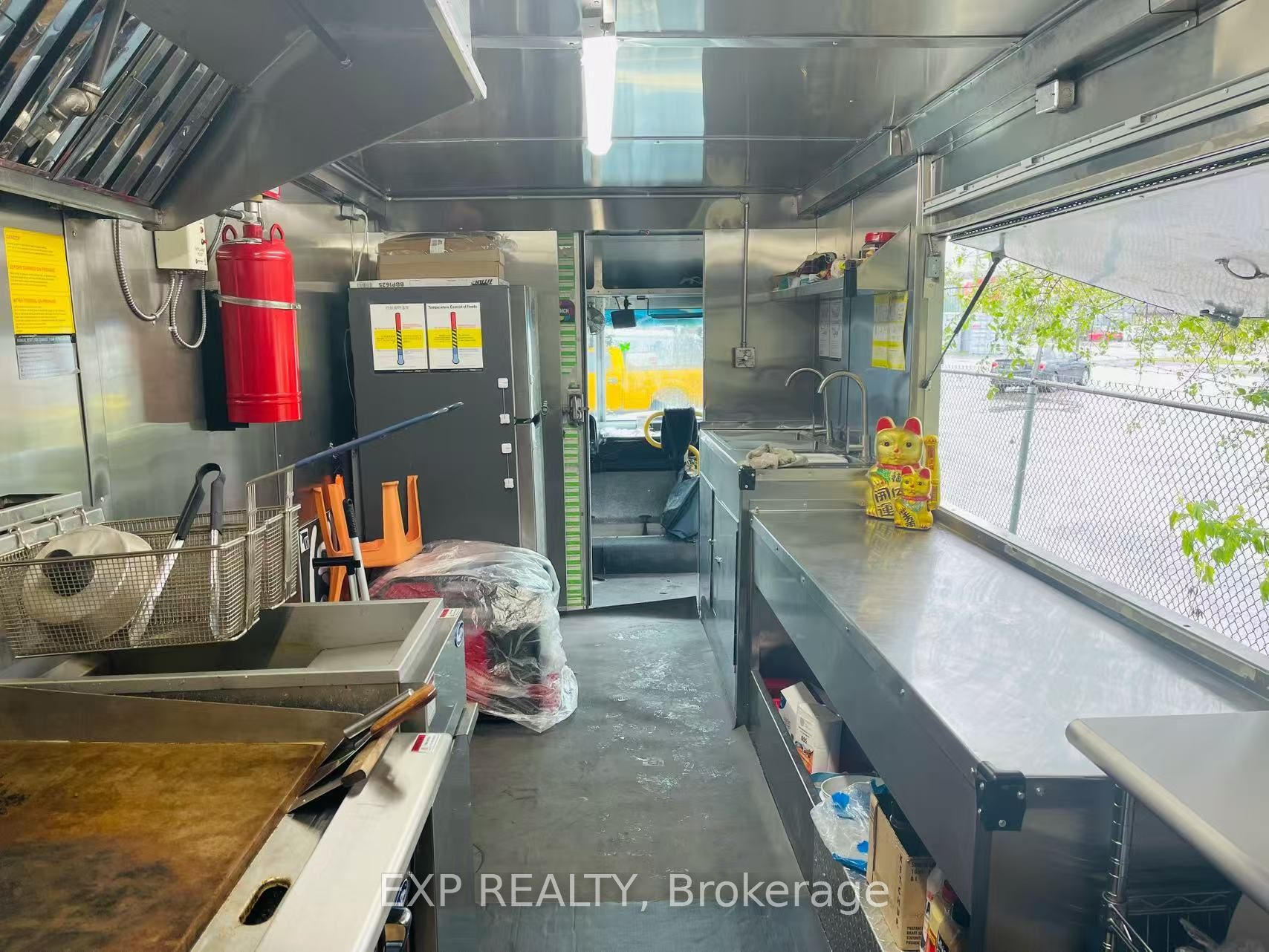 Commercial Sale in Toronto C13 5