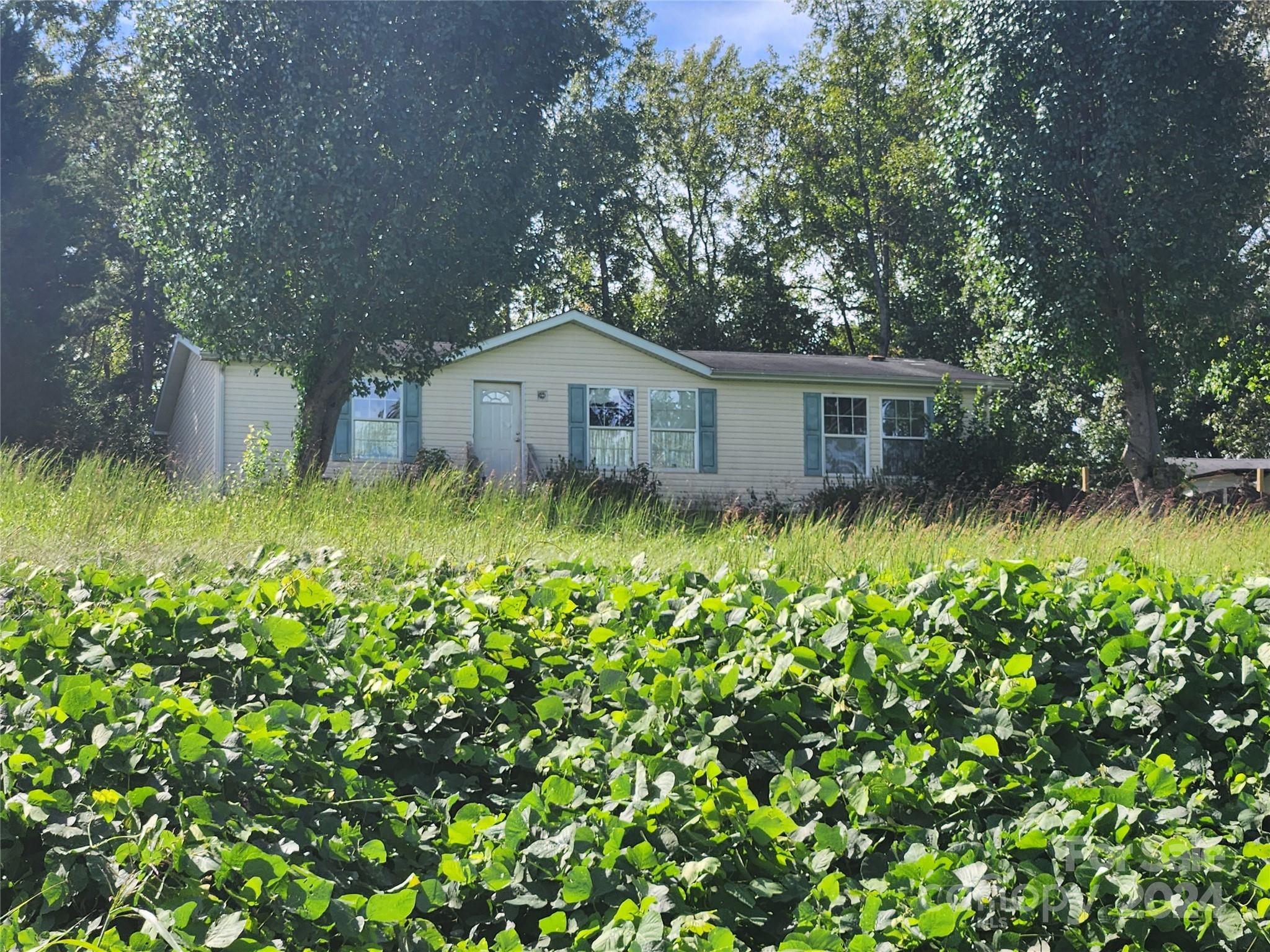 John E Randall Rd, Shelby, NC 28152