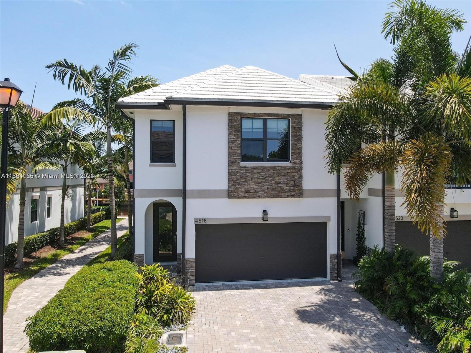 Aqua Bella Ln, Fort Lauderdale, FL 33312