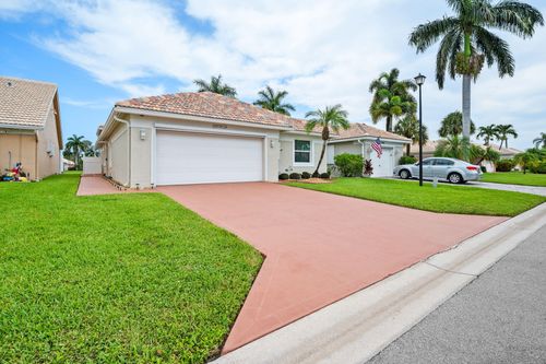 12979 Hampton Lakes Cir, Boynton Beach, FL, 33436-8207 | Card Image