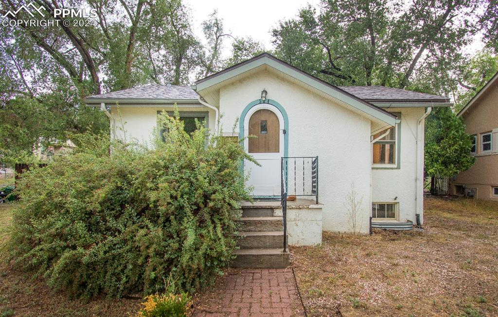 Cooper Ave, Colorado Springs, CO 80905
