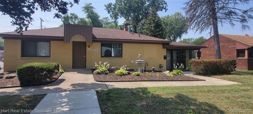 19045 W 10 Mile Rd, Southfield, MI, 48075-2405 | Card Image