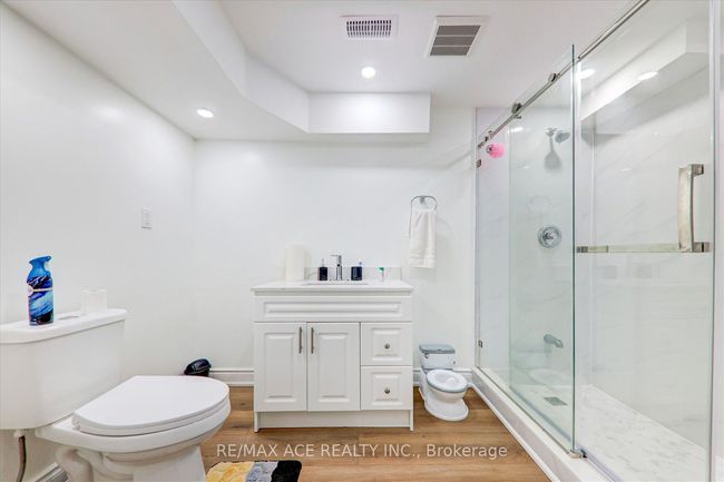 82 Warnford Cir, House other with 7 bedrooms, 5 bathrooms and 4 parking in Ajax ON | Image 39