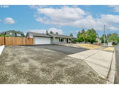 18340 Se Langensand Rd, Sandy, OR, 97055-6574 | Card Image