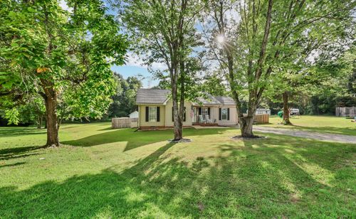2830 Hinson Rd, Woodlawn, TN, 37191-9339 | Card Image