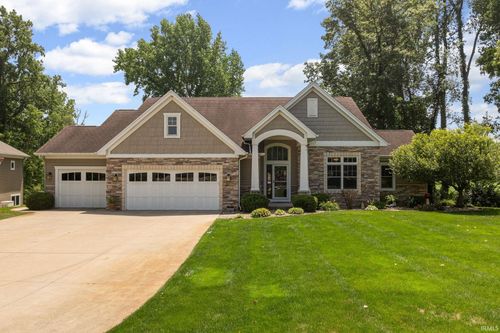 16292 Norwood Ln, Goshen, IN, 46526-7351 | Card Image