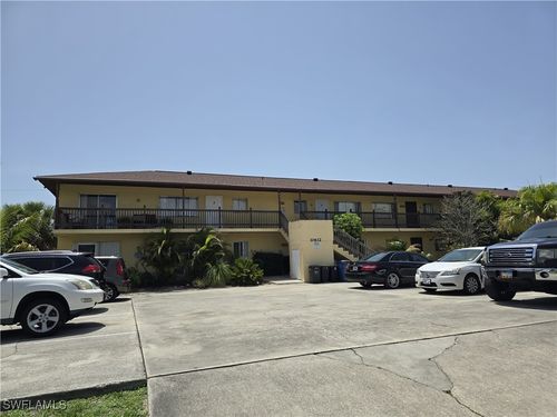 apt-1-10632 Woods Cir, Bonita Springs, FL, 34135-5161 | Card Image
