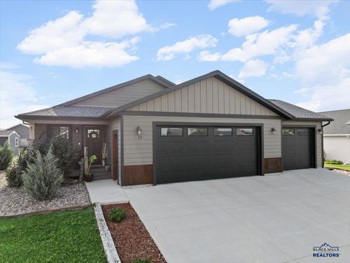3749 W Beartooth Loop, Spearfish, SD, 57783-7712 | Card Image