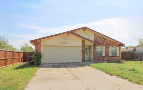 3102 Abbey Rd, Carrollton, TX, 75007-3413 | Card Image
