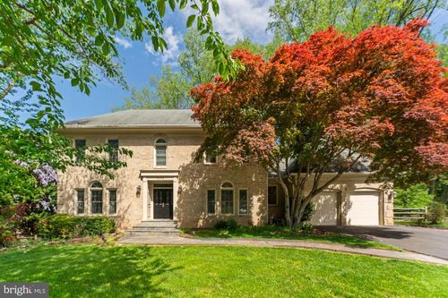 1504 Night Shade Ct, VIENNA, VA, 22182-7301 | Card Image