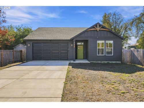 153 John St, Kelso, WA, 98626-1861 | Card Image