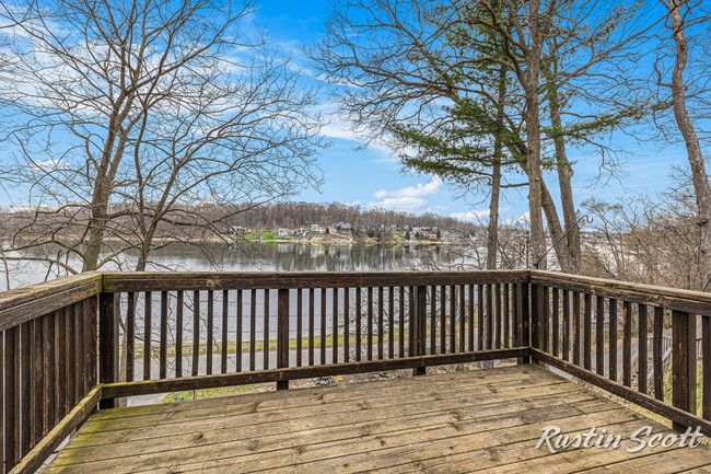 7229 Bordeau Dr Ne, House other with 3 bedrooms, 2 bathrooms and null parking in Belding MI | Image 4