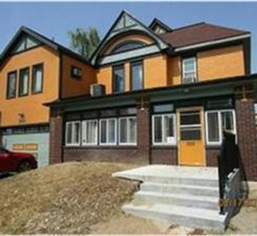 520 S 2nd St, Mankato, MN, 56001-3704 | Card Image